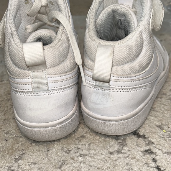 White high top air forces - Picture 3 of 5